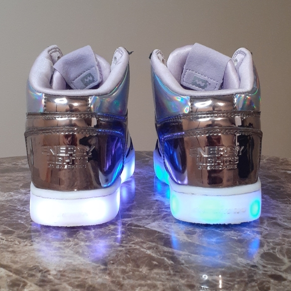 Skecher Energy Light-up shoes sz 1 kids - Picture 4 of 12